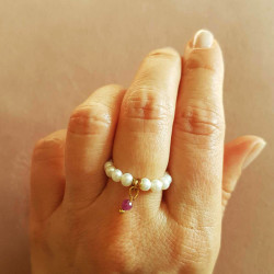 pierścionek  perłowy z rubinem