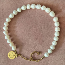 naszyjnik z bardzo dużych pereł