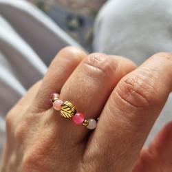 pierścionek z kamieni...