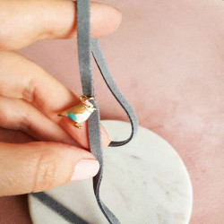 Bransoletka zamszowa z ptaszkiem