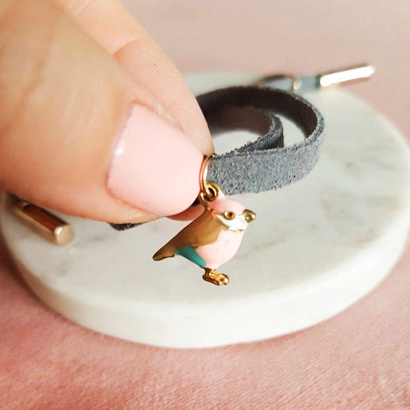 Bransoletka zamszowa z ptaszkiem